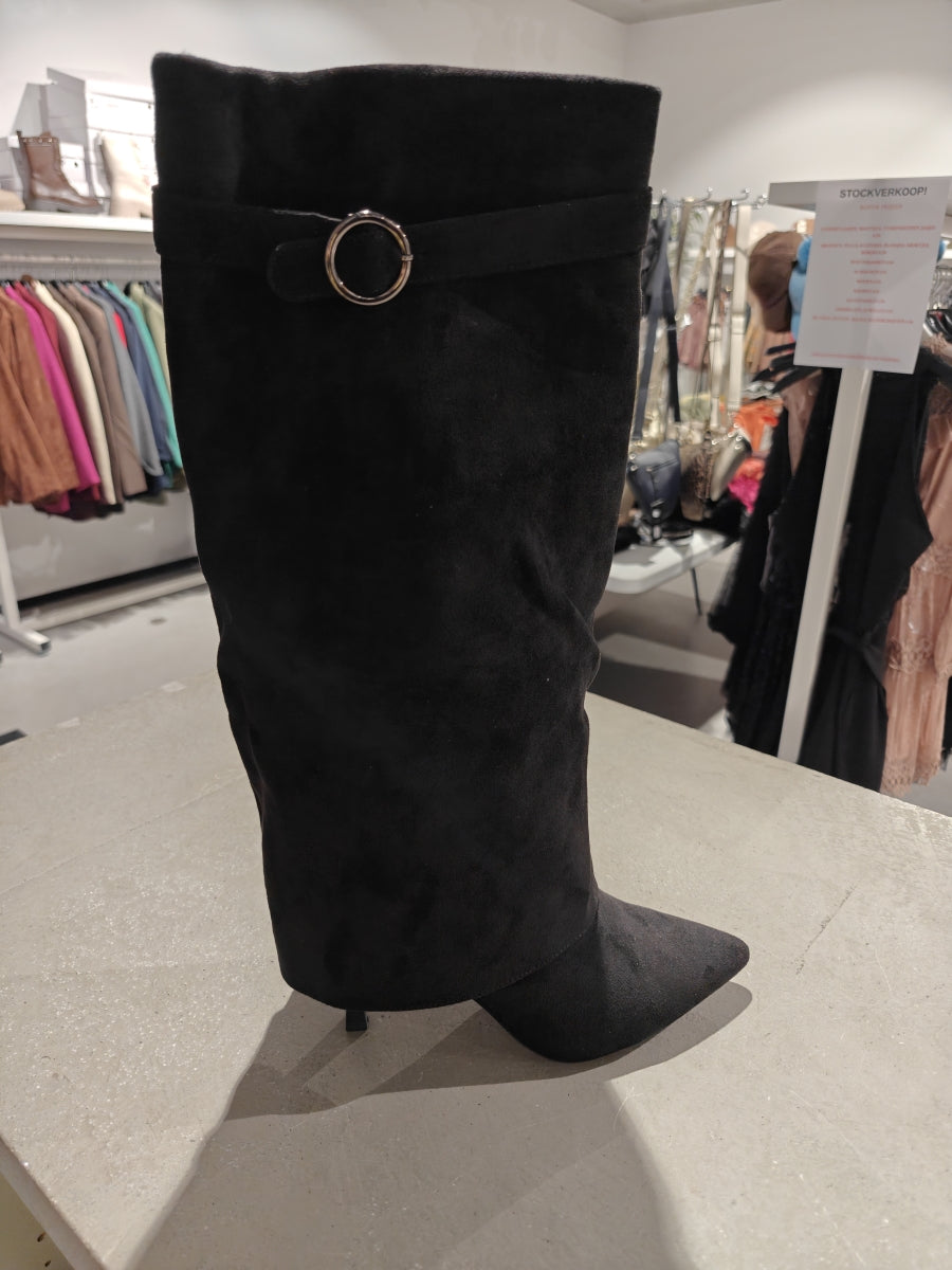 FROUKJE BOTJES ZWART