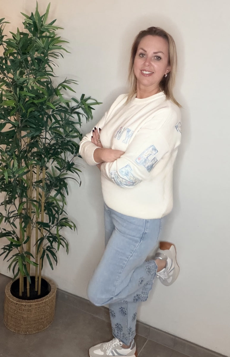 GIO JEANS BROEK MET BLOEMEN BORDUURSEL